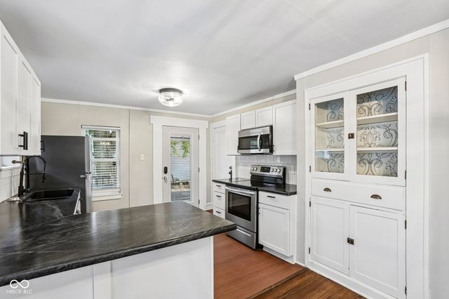 2444 Madison Avenue, Indianapolis, IN 46225