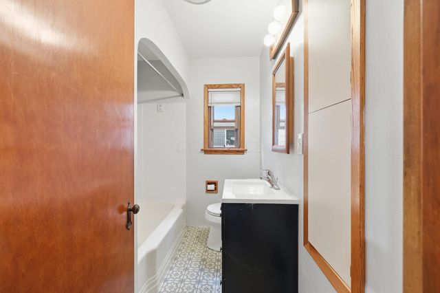529 E Como Avenue, Columbus, OH 43202