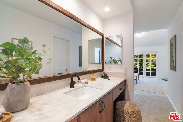 1639 Selby Avenue B, Los Angeles, CA 90024