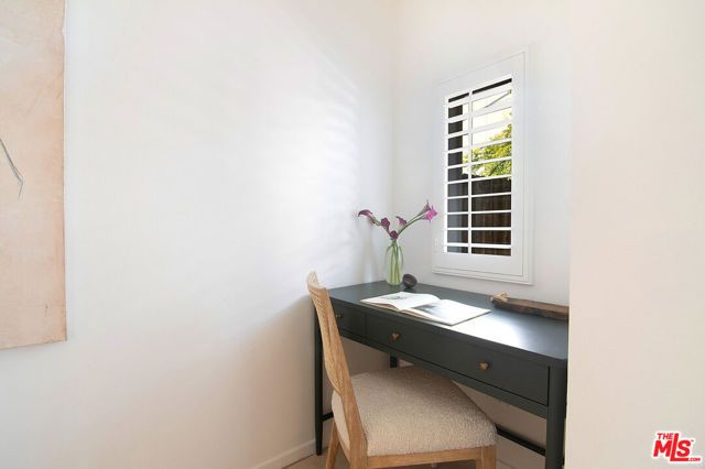 1639 Selby Avenue B, Los Angeles, CA 90024