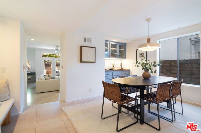 1639 Selby Avenue B, Los Angeles, CA 90024