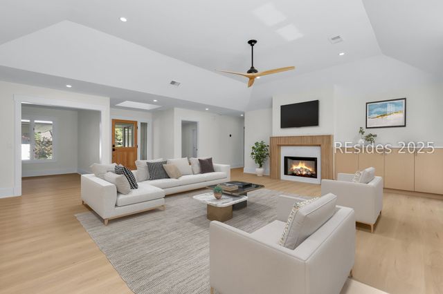 34 Cypress Marsh Dr, Hilton Head Island, SC 29926