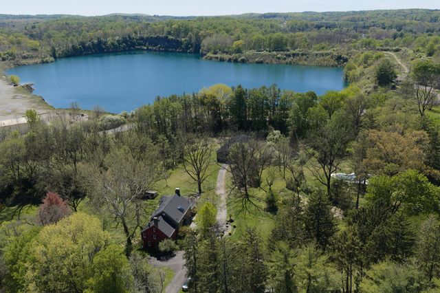 6990 PHILLIPS MILL RD, New Hope, PA 18938