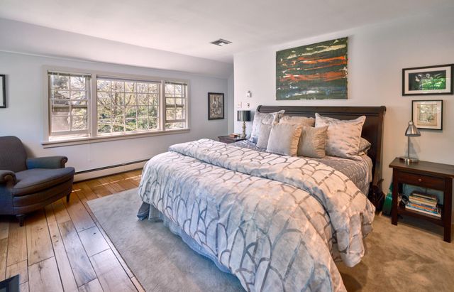 6990 PHILLIPS MILL RD, New Hope, PA 18938