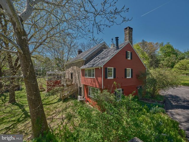 6990 PHILLIPS MILL RD, New Hope, PA 18938