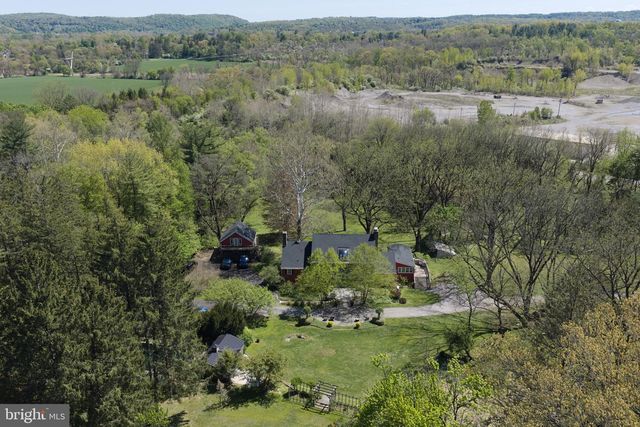 6990 PHILLIPS MILL RD, New Hope, PA 18938