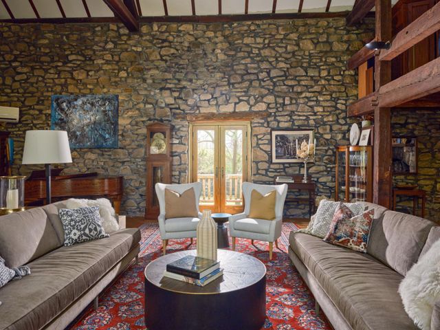 6990 PHILLIPS MILL RD, New Hope, PA 18938