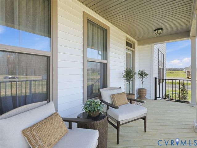 7720 Dandridge Dr, Quinton, VA 23141