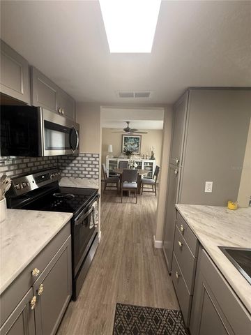 315 MEDALLION BOULEVARD H, Madeira Beach, FL 33708