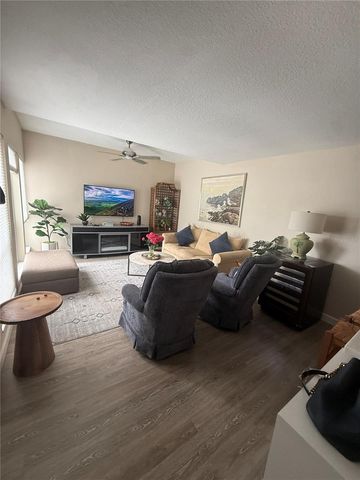 315 MEDALLION BOULEVARD H, Madeira Beach, FL 33708
