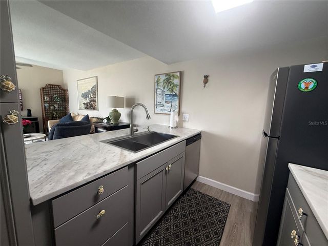 315 MEDALLION BOULEVARD H, Madeira Beach, FL 33708