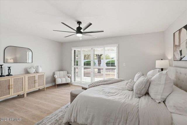 527 E TAM OSHANTER Drive, Phoenix, AZ 85022