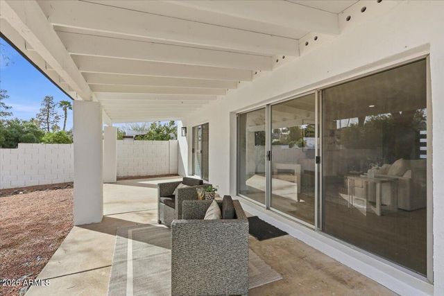 527 E TAM OSHANTER Drive, Phoenix, AZ 85022