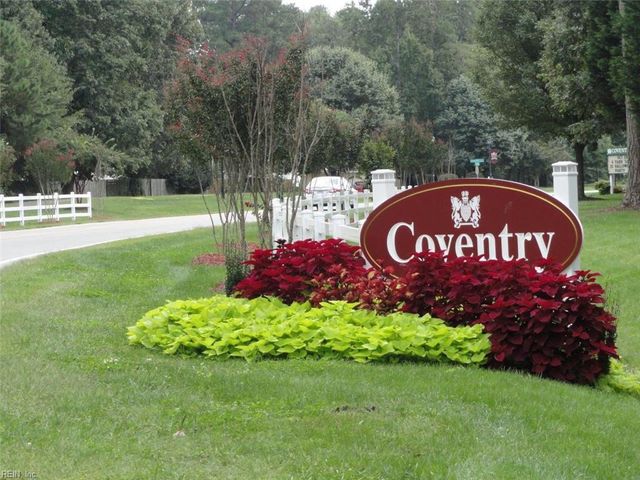 102 Crimson CT, Yorktown, VA 23693
