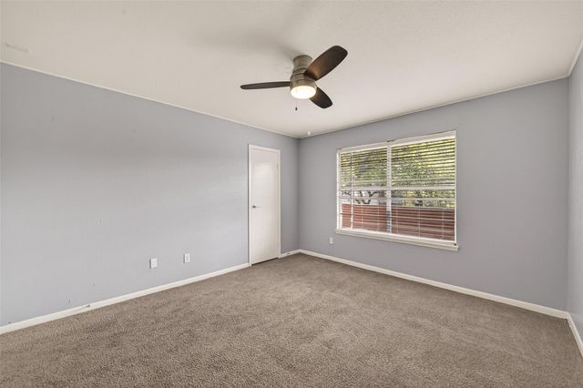 10202 Forum Park Dr 14, Houston, TX 77036