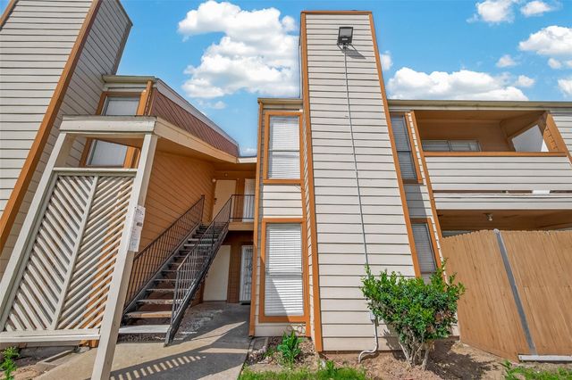 10202 Forum Park Dr 14, Houston, TX 77036