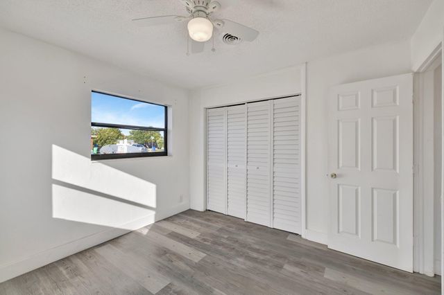 5804 NW 14th Street, Sunrise, FL 33313