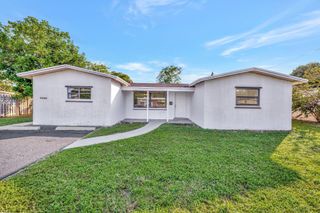 5804 NW 14th Street, Sunrise, FL 33313