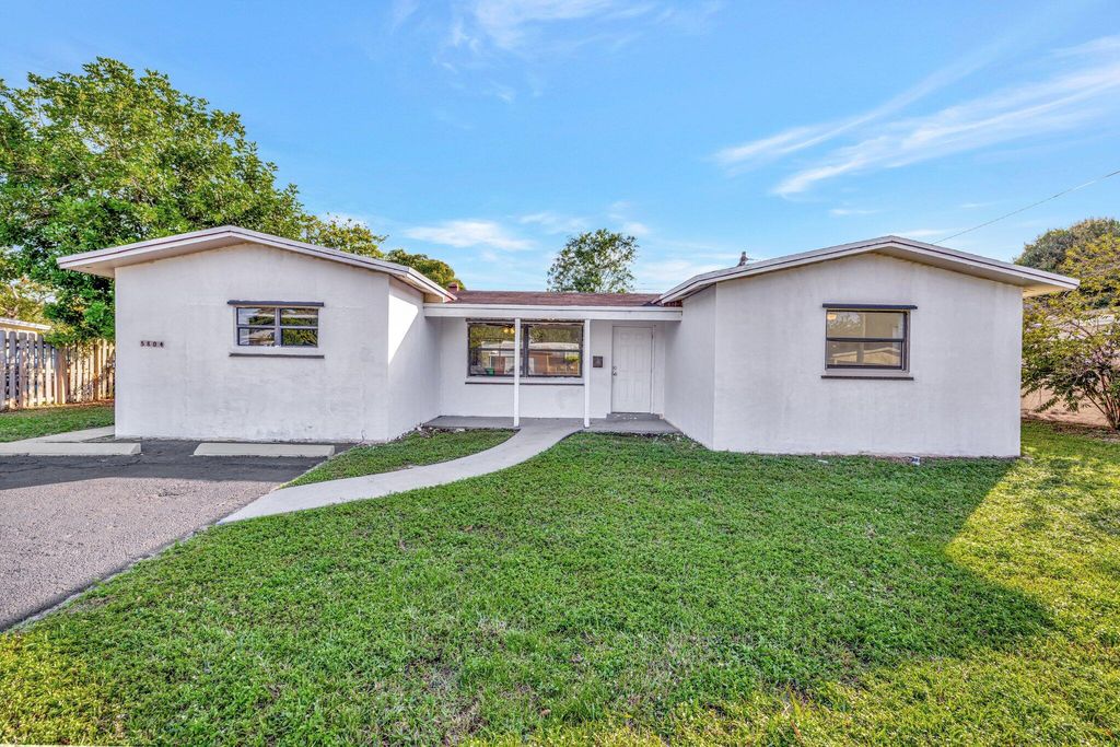 5804 NW 14th Street, Sunrise, FL 33313