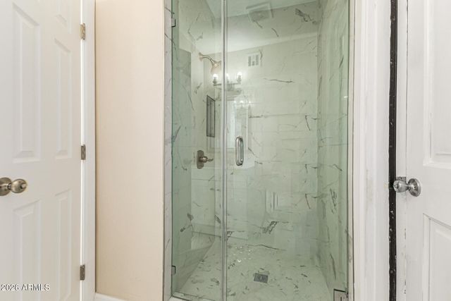 1521 E DIAMOND Avenue, Mesa, AZ 85204