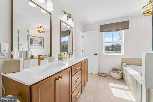 86 PARRY WAY, Ivyland, PA 18974