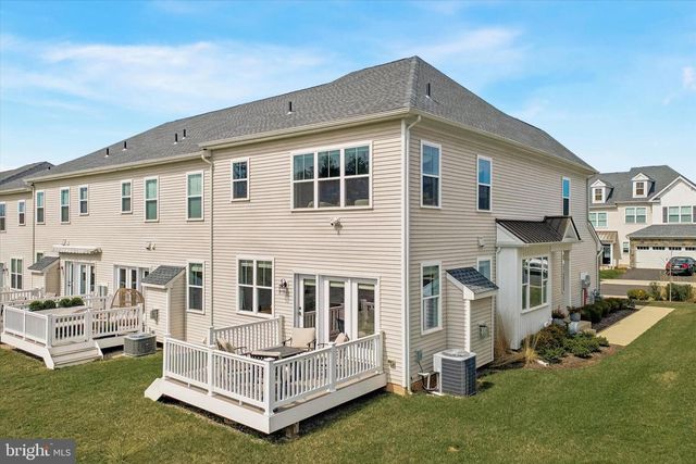 86 PARRY WAY, Ivyland, PA 18974