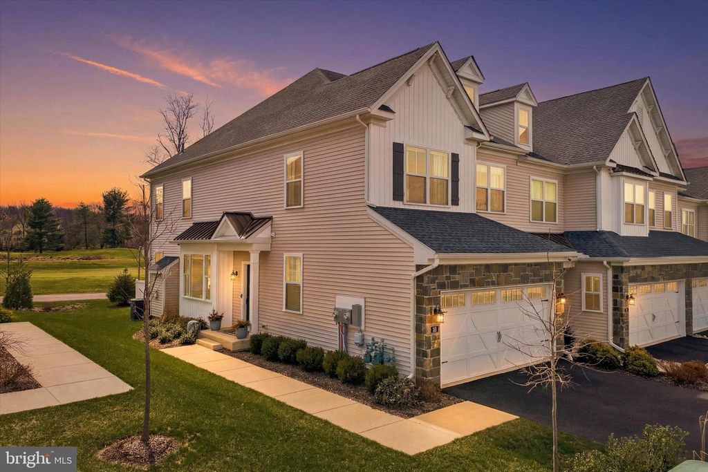 86 PARRY WAY, Ivyland, PA 18974