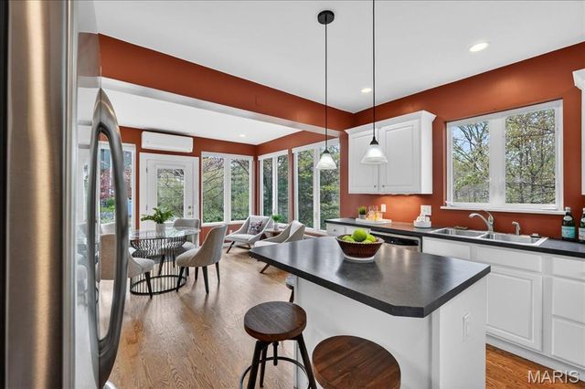 532 Tuxedo Boulevard, Webster Groves, MO 63119