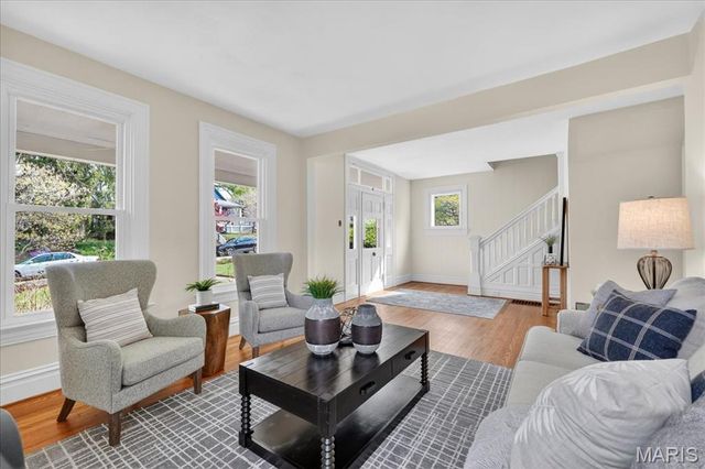 532 Tuxedo Boulevard, Webster Groves, MO 63119