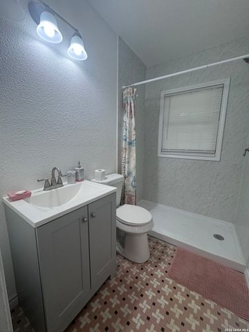 1223 Essex, San Antonio, TX 78210