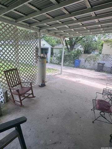 1223 Essex, San Antonio, TX 78210