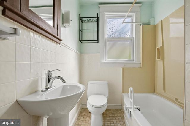 874 EDGE HILL RD, Glenside, PA 19038