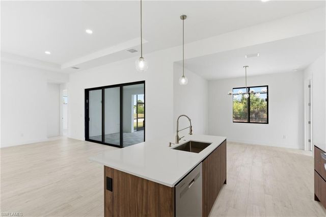 10488 Van Wyck TER, Port Charlotte, FL 33981