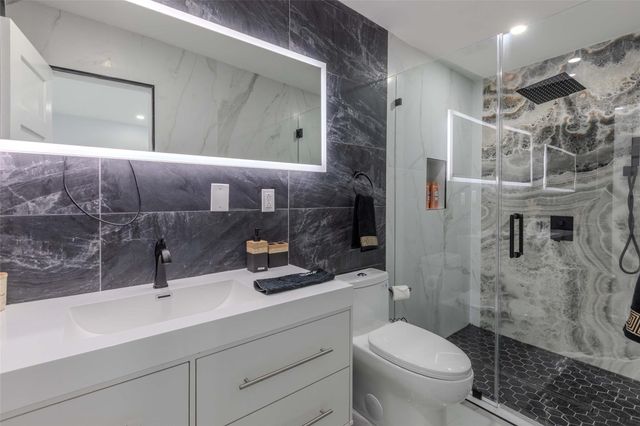 2633 NW Taft Street, Hollywood, FL 33020