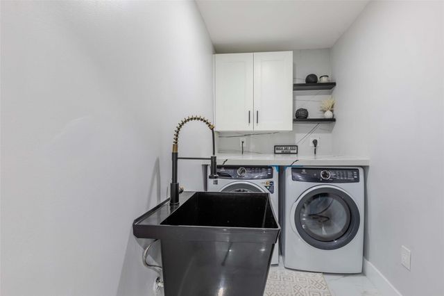 2633 NW Taft Street, Hollywood, FL 33020