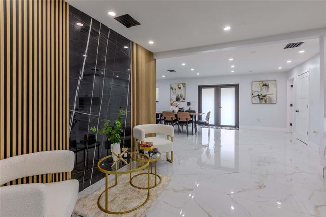 2633 NW Taft Street, Hollywood, FL 33020