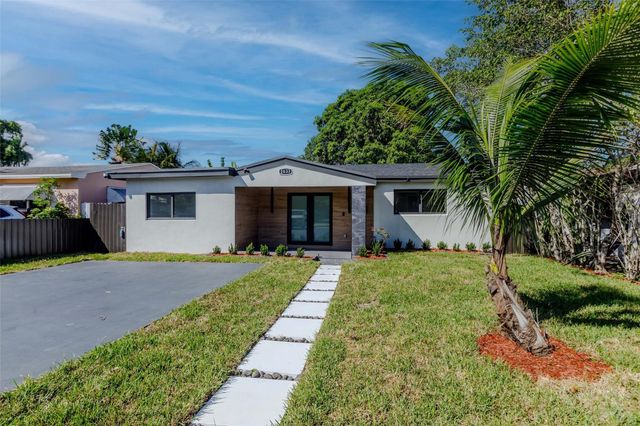 2633 NW Taft Street, Hollywood, FL 33020