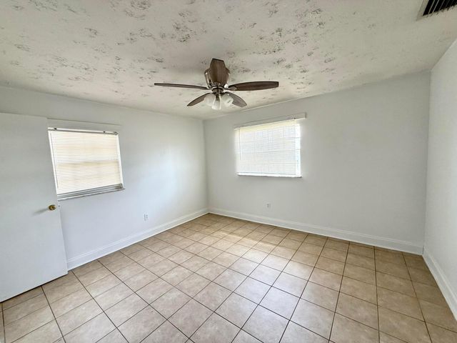 307 Essex Drive, Fort Pierce, FL 34946