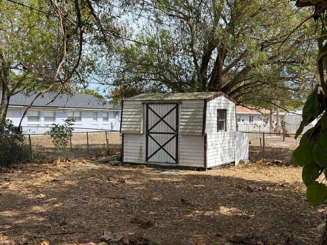 307 Essex Drive, Fort Pierce, FL 34946