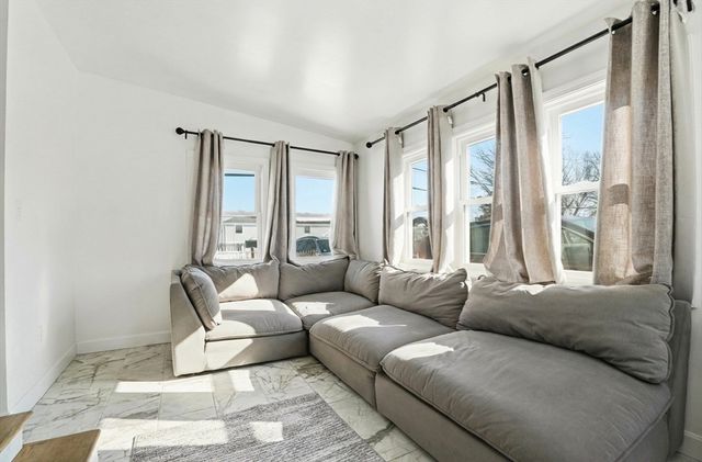 987 Rockdale Avenue, New Bedford, MA 02740