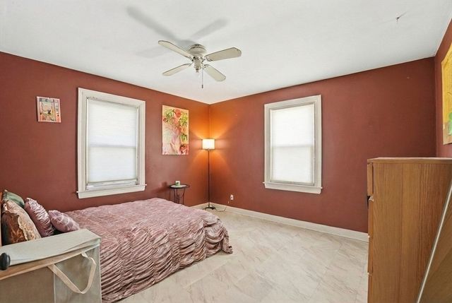 987 Rockdale Avenue, New Bedford, MA 02740