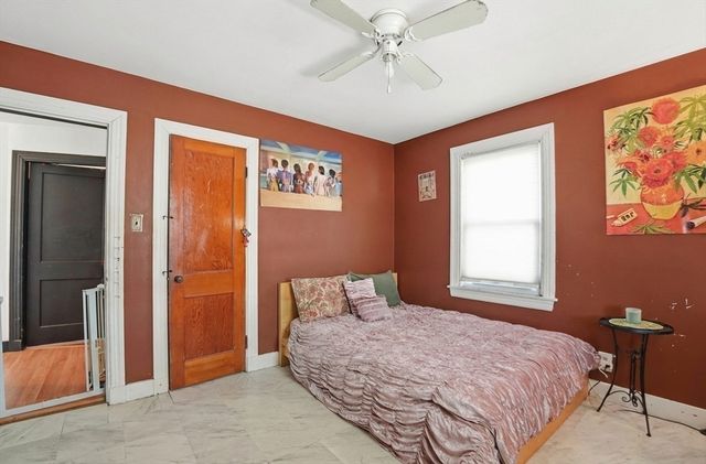 987 Rockdale Avenue, New Bedford, MA 02740