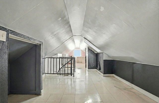 987 Rockdale Avenue, New Bedford, MA 02740