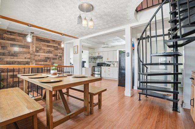 987 Rockdale Avenue, New Bedford, MA 02740