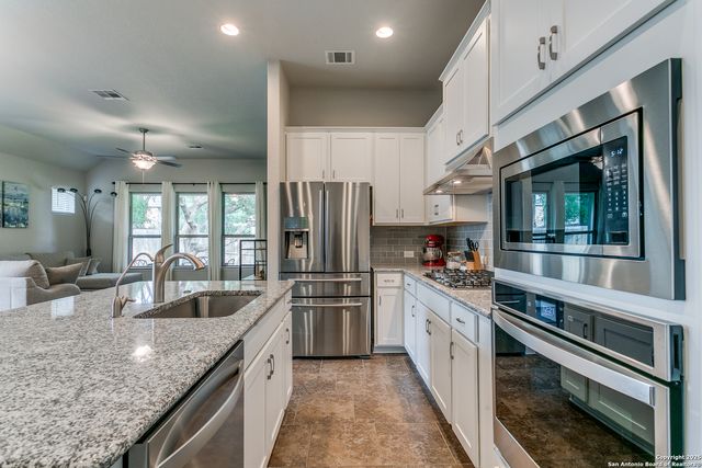 10250 Bricewood Place, San Antonio, TX 78254