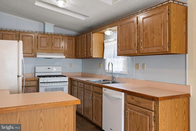 1140 12TH AVE, Wilmington, DE 19808