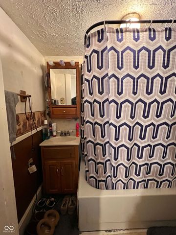 105 S Williams Street, Lewisville, IN 47352