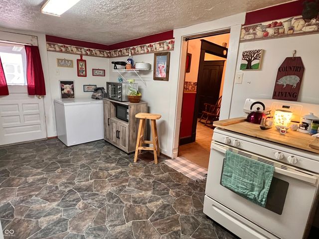 105 S Williams Street, Lewisville, IN 47352