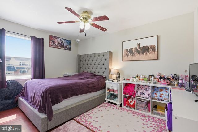 5 WORTHY DOWN AVE, Bear, DE 19701