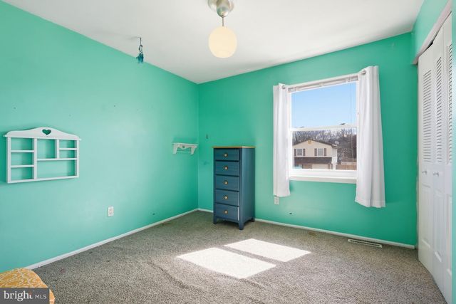 5 WORTHY DOWN AVE, Bear, DE 19701